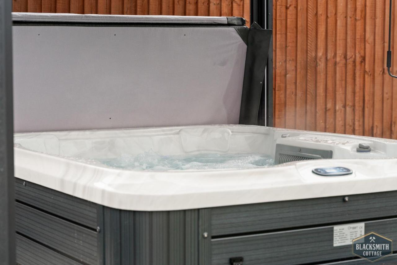 6Br Luxury Cottage, Hot Tubs, Hoar Cross, Staffordshire Newborough  المظهر الخارجي الصورة