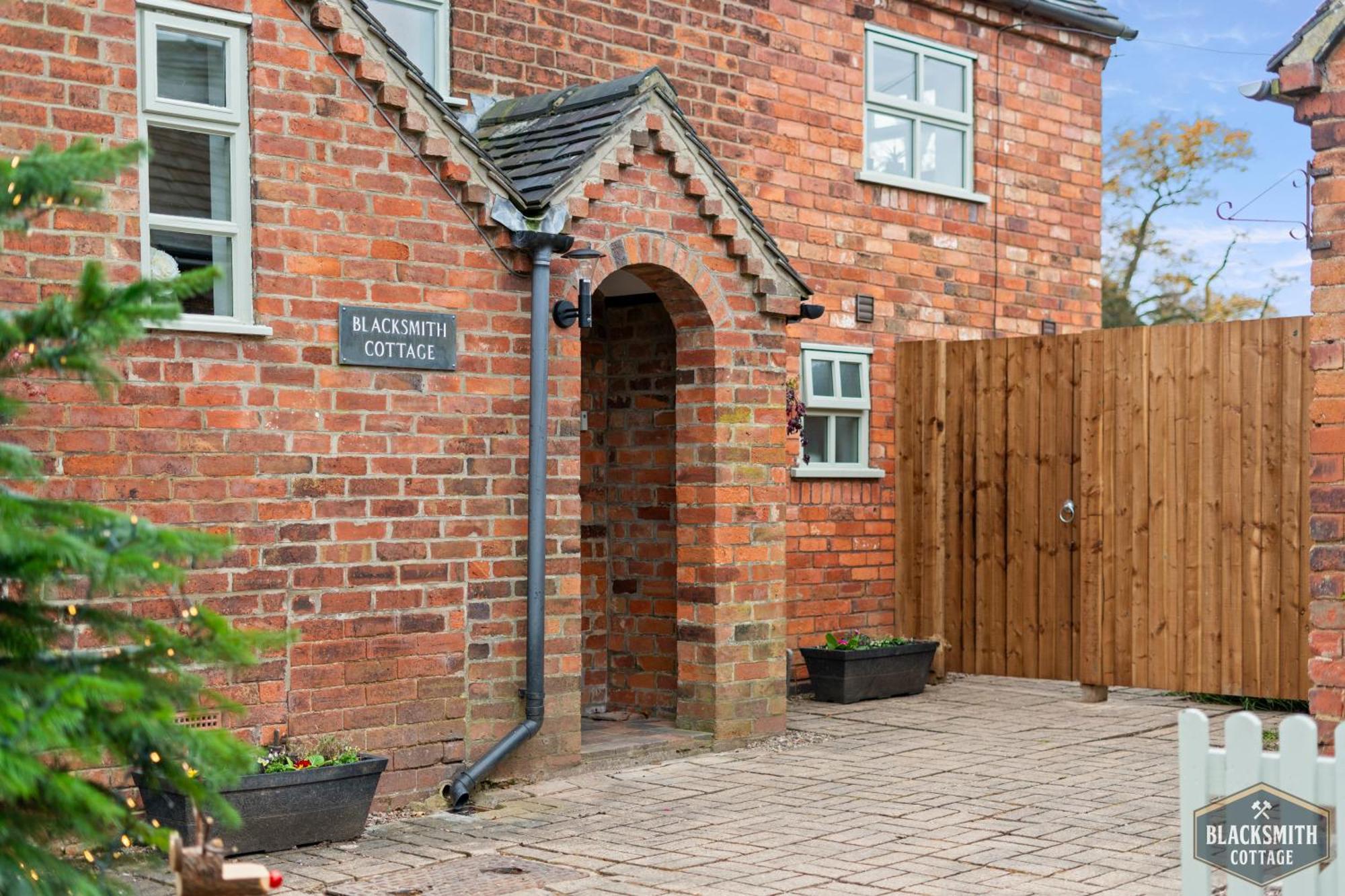 6Br Luxury Cottage, Hot Tubs, Hoar Cross, Staffordshire Newborough  المظهر الخارجي الصورة