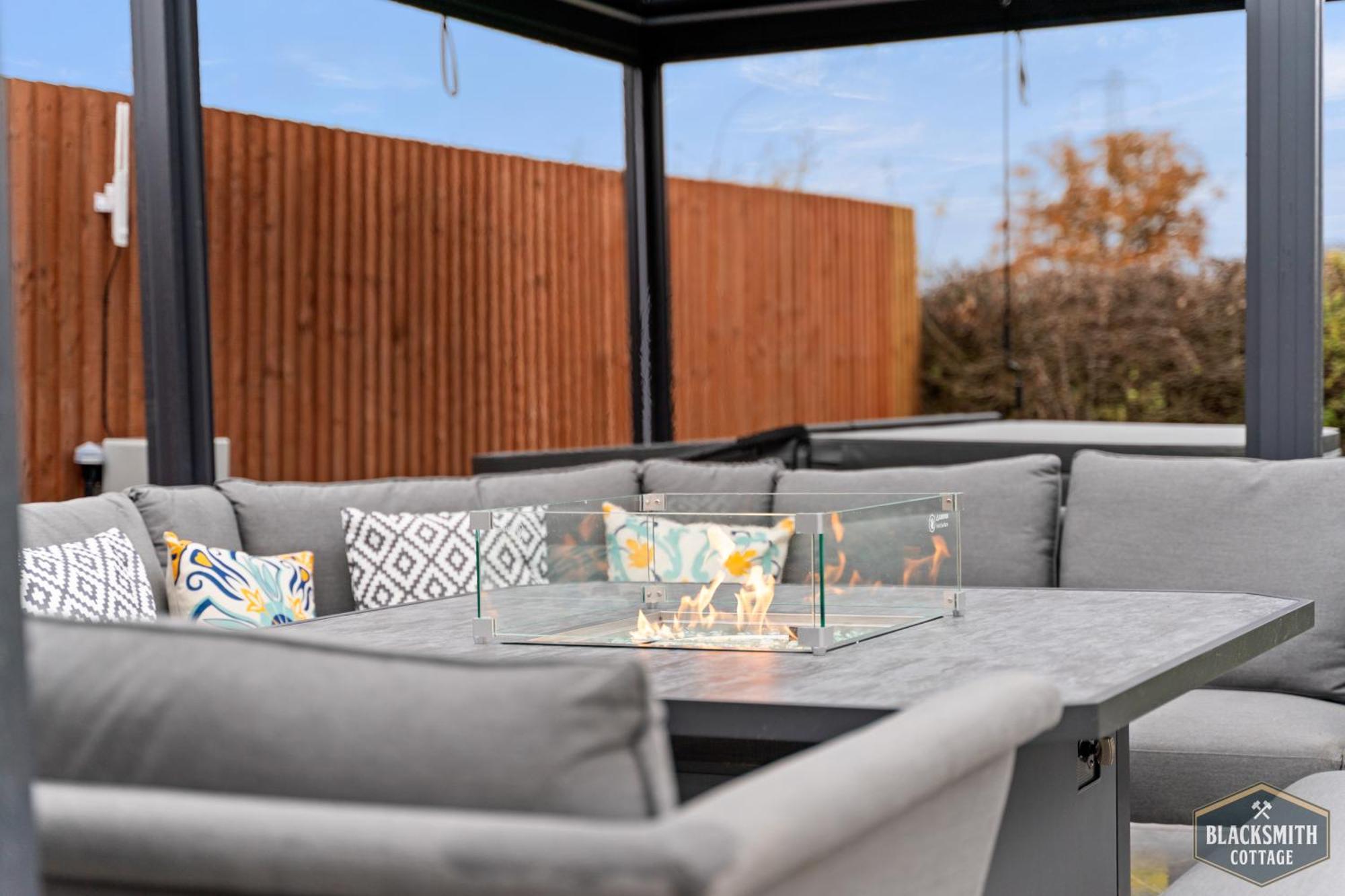 6Br Luxury Cottage, Hot Tubs, Hoar Cross, Staffordshire Newborough  المظهر الخارجي الصورة